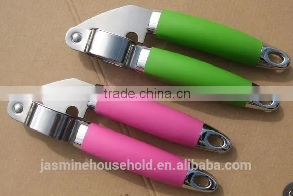 Hot Sale Kitchen Gadget Stainless Steel Garlic Crushes With PP Protective Handle photo-4