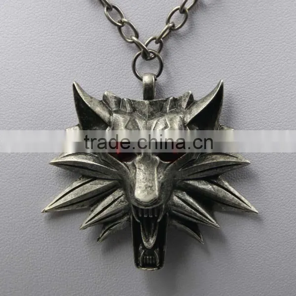 Hot Sale Game Retro Jewelry The Witcher 3 Wolf Head Red Eye Pendant Necklace photo-4
