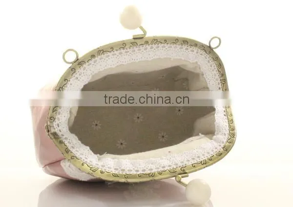 Mini Metal Openning Bag Lace Decoration Pink Leather Promotional Bag photo-2