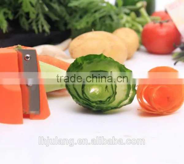 Tri-blade Plastic Spiral Vegetable Slicer/plastic Carrot Peeler/slicer photo-2