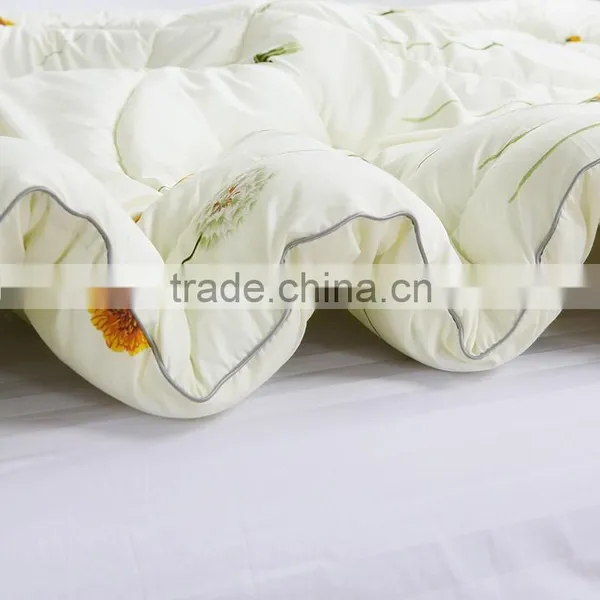 China Wholesale Polyester Cotton Microfibre Super Super King Size Down Comforters Made in China photo-3