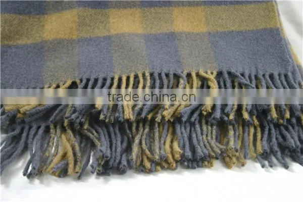 Tassel Design Throw photo-5