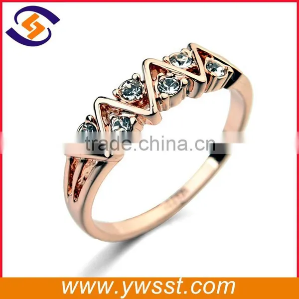 Ladi 14k Solid Yellow Gold Birthston Rock Crystal Jewelri v Shape Ring