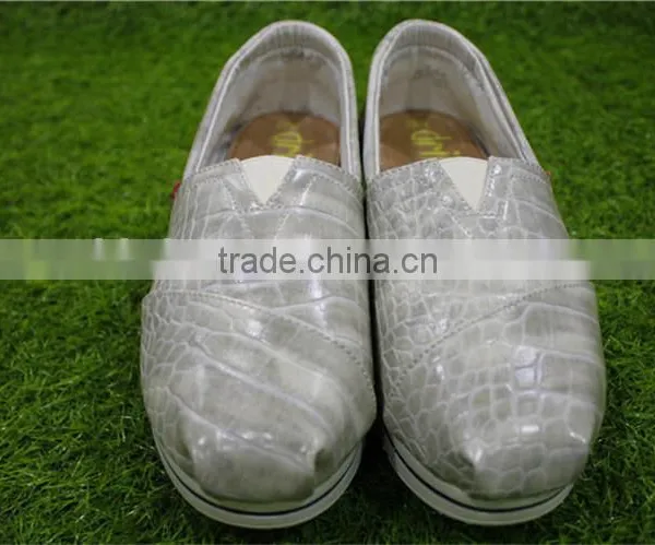 The Crocodile Gray Lady PU Casual Shoes photo-2