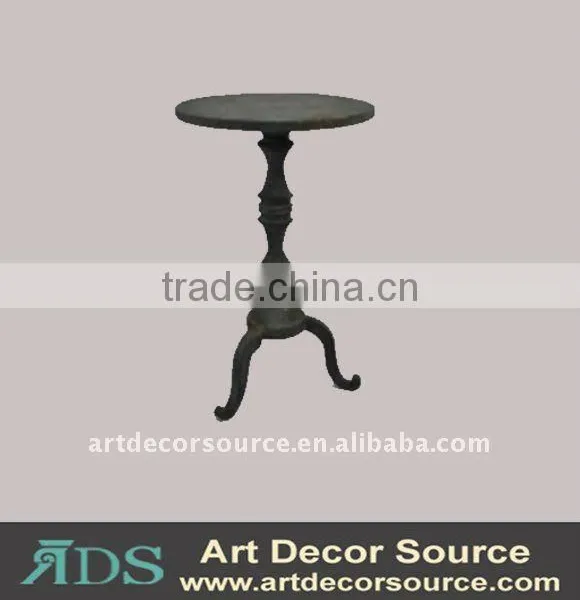 17.7"D Metal Rust Side Table