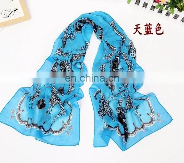 Europe Latest New Product Knitted Scarf photo-3