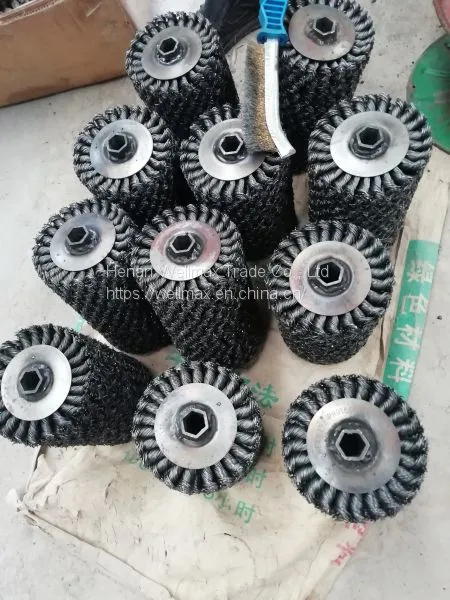 Hex-pipe Twisted Wire Wheel Brush Roll 125mm Diameter photo-3