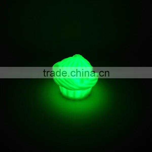 Colour Changing Led Light Toys Plastic Vinyl Icecream Shaped Toys photo-4