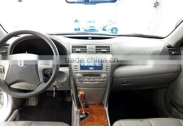 Toyota Camry XLE photo-3