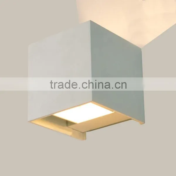 CE RoHS SIMPLE Waterproof IP65 Modern Outdoor Wall Lamp