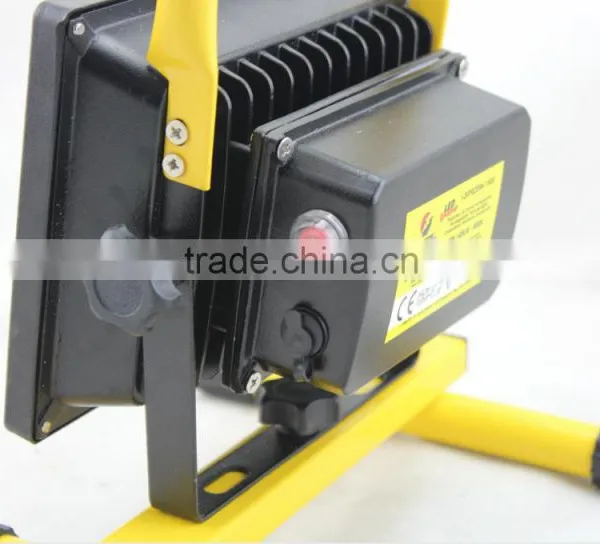 Long-time High Quality Led Rechargeable Floodlight 30W Emergency Led Light Led Rechargeable Floodlights photo-2
