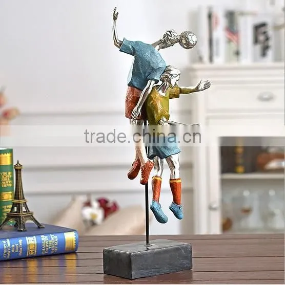 New Design Resin Football Player Desk Decoration Accessory photo-3
