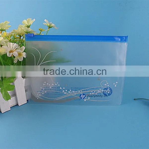 Degradable PVC Material Gift Bags/ Travel Bags With Zipper photo-2