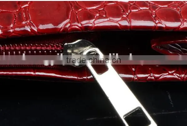 Newest Alligator Pattern Red Exquisite pu Women Bag photo-3