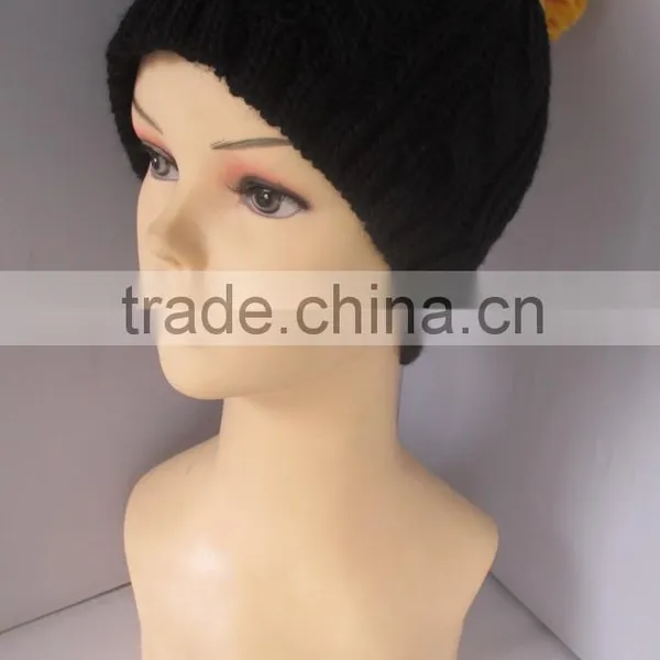 Hot Sale Winter Style Knitted Acrylic Pom Pom Beanie Hats Wholesale photo-2