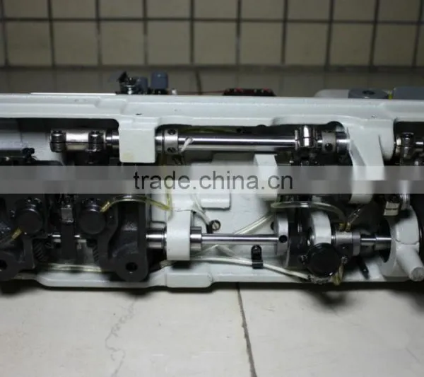 ATR-4420 Double Needle Compound Feed Lockstitch Sewing Machine (with Thriple Transport Mechanism) photo-3