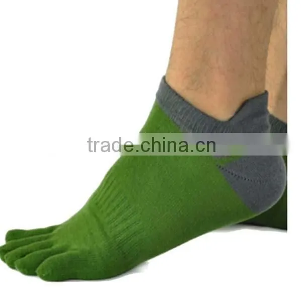 Hot Sale 5 Pairs New Young Men's Tube Socks Pure Cotton Sport Baseball Five Finger Socks Toe Socks Bulk photo-3