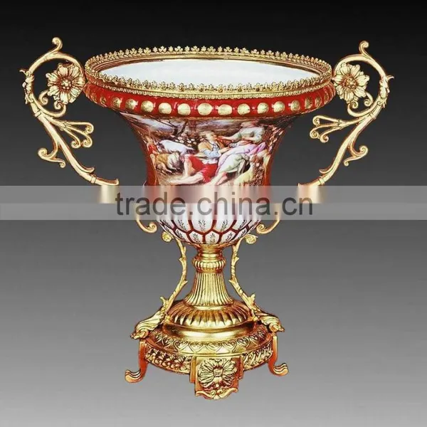 Floral Design Ceramic Fruit Bowl With Gilt Copper Mounted and Base photo-6