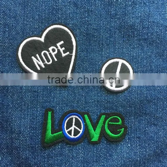 2017 Latest Design Fashion DIY Custom Embroidery Patches For Clothing Accessory photo-4