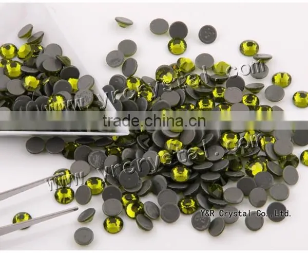2058HF SS16 Olivine 1440pcs High Quality Glue Base Olivine Flatback Rhinestones Hotfix Motif Crystal Rhinestone photo-2