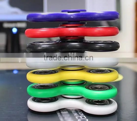 Hot Selling ABS Tri-Spinner Desk Focus Toy photo-2
