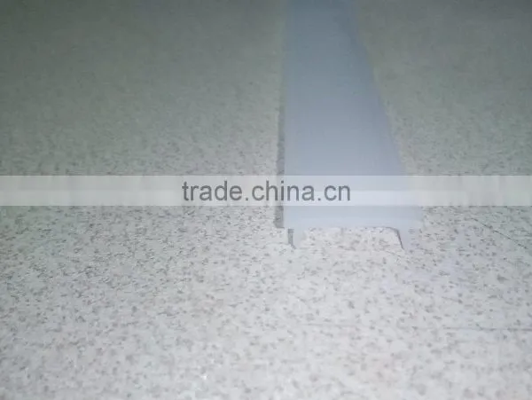 Extrusion Plastic Profile for White-board