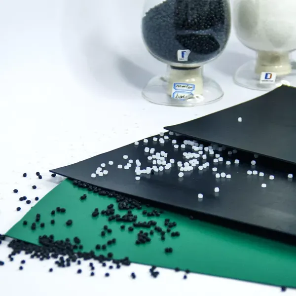 Factory Price HDPE Impermeable Film High Density Polyethylene 0.5mm 3.0mm Geomembrane for Pond Liner photo-4