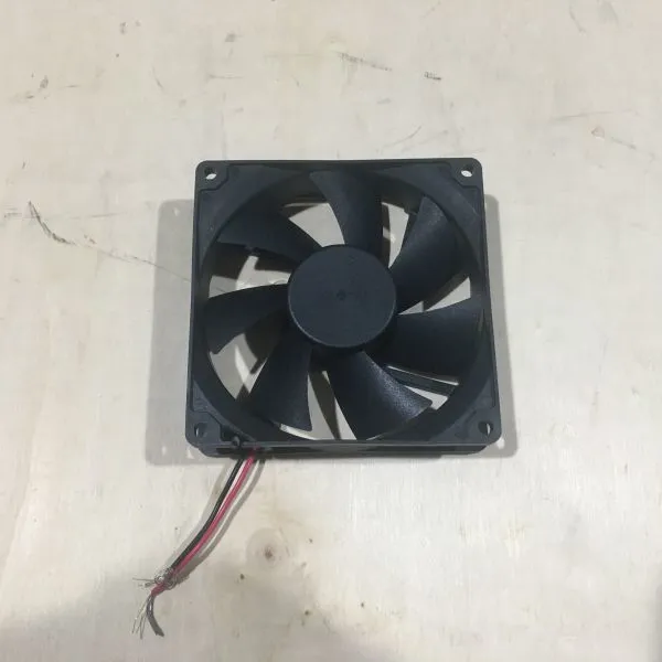 Passenger Bus Parts Air Conditioner System 12v 24v Bus Fan 8101-03596 Original Radiator Fan for Chinese Bus photo-2