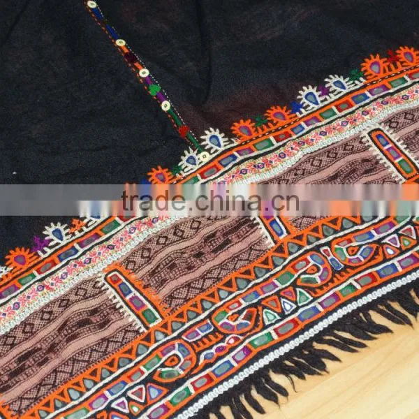 Rabari Throw Vintage Hand Embroidered Rabari Kutch Woollen Throw 106x28 Inch Vintage Kutch Wall Hanging Rabari Shawl photo-3