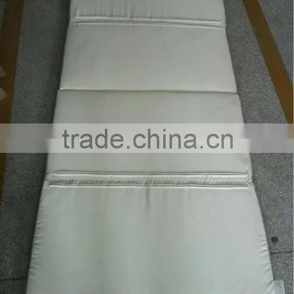 Easy Carry Folding Travel Mattress photo-4