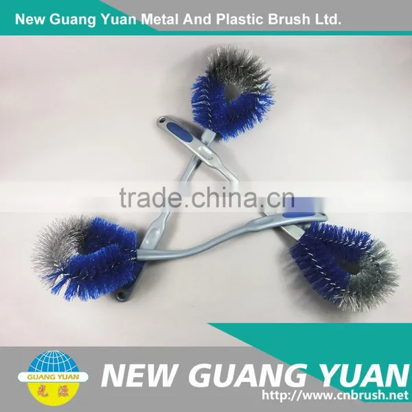 Cheap Small Handle Curved Toilet Brush photo-2