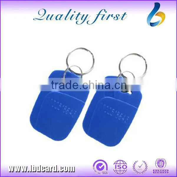 Low Price Free Sample OEM Accept Blank Laser Engraving Keychain Wholesale Keychains Supplier China photo-2
