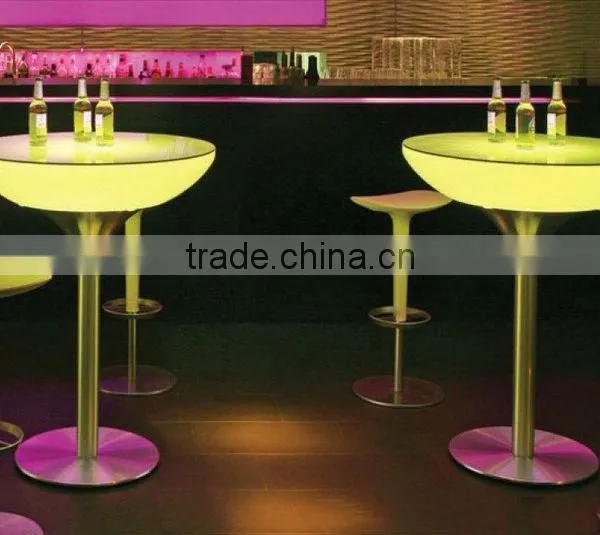 LED Modern Halfmoon Tea Table/ Hot Sell LED Rechargeable Halfmoon Coffee Table/LED Outdoor Lawn Halfmoon Cocktail Table photo-4