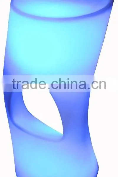 Modern Bar Counter Design 42*38*80cm LED Lit Bar Stools With CE RoHS SGS Approved photo-4
