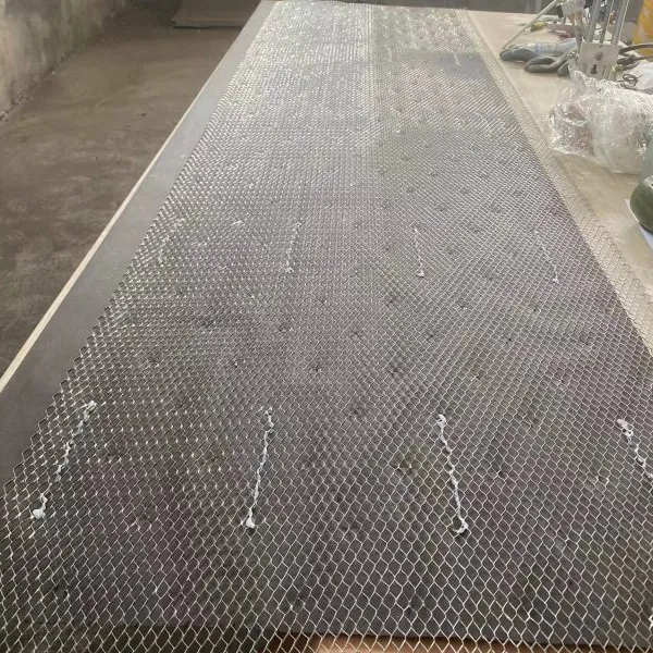 Durable Expanded Diamond Metal Lath Flat Metal Lath China Supplier for Residential Stucco Projects photo-2
