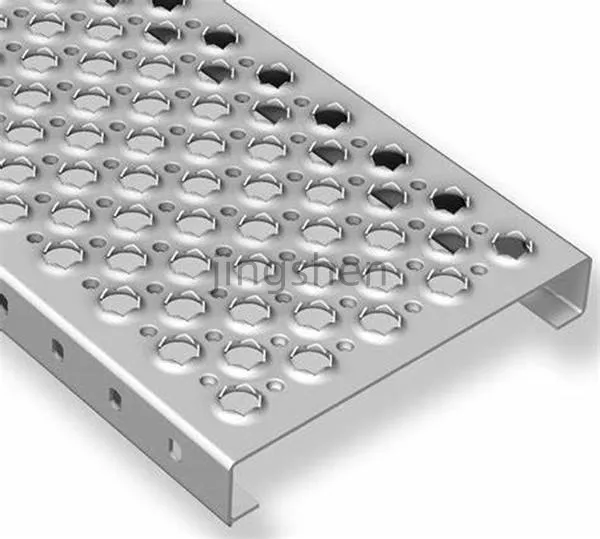 Heavy-duty 2.5mm 2mm 3mm Alligator Mouth Steel Grating Perforated Plate Stainless Steel Galvanized Floor Walkway Plate photo-3