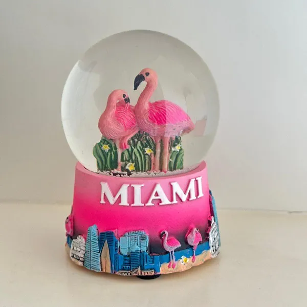 Wholesale Price Personalized Hawaii Ohio Florida California Texas Colorado Tourist Souvenirs Glass Resin Polyresin Custom Snow Globe Factory