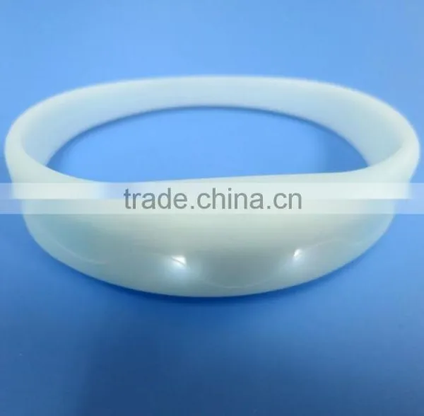 Silicone Bracelet LED Light Wave Vibration Cycling Equipment Use Bracelet Wholesale Direct photo-3