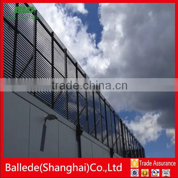 Hot Sale Fashion Type Louver Fence photo-2