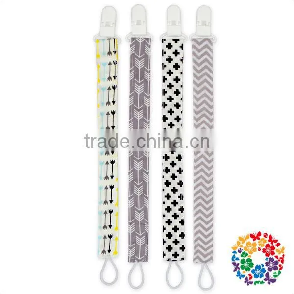 2016 Wholesale Cute Owl Print White Pacifier Holder Clip photo-2