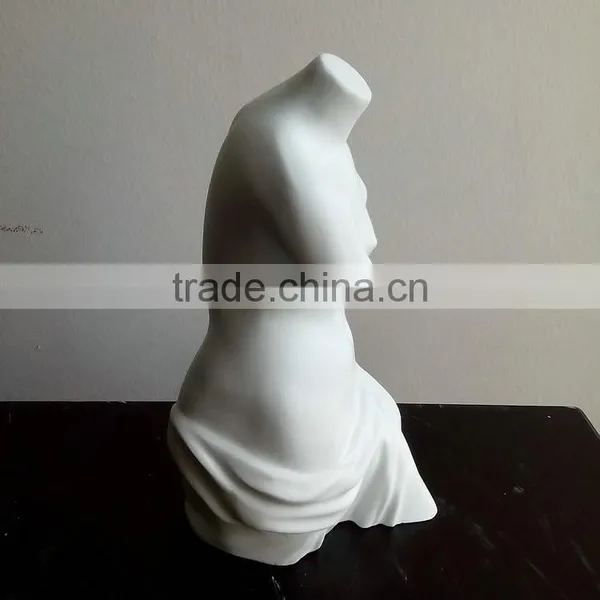 Polyresin Nude Figurine photo-3