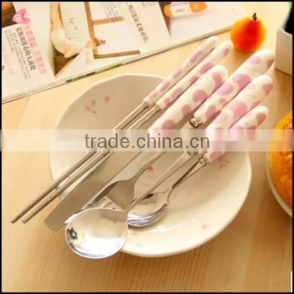 2015 Hot Sell Food Grade Plastic Handle Stailess Steel Spoon Supplier in China,food Grade Plastic Kitchen Supplier photo-2