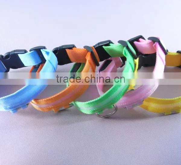 2.5cm Mesh Structure Led Bright Pet Collars for Dogs, 4 Sizes 6 Colors Support Mixed Wholesale photo-2