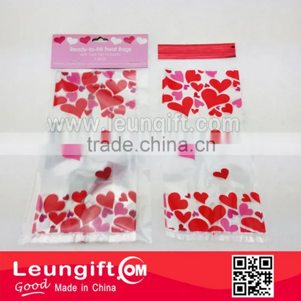 Hearts Treat Bag A Pack of 6 Plastic Cellophane Treat Bags With 6 Red Twist-ties