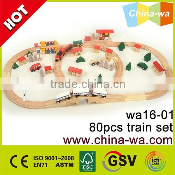Confirm to ASTM and EN71 Electric Locomotive, 80pcs Railway Wooden Train Set