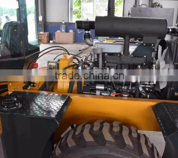 3m Lifting Height 4x4 Rough Terrain Forklift photo-4