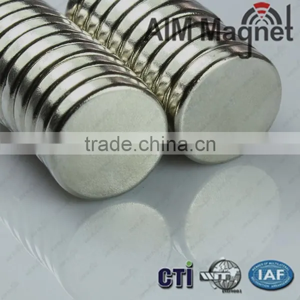 N50 20mm x 3mm Neodymium Disc Magnet photo-4