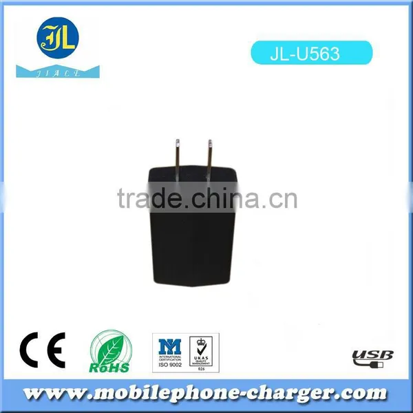 Used Mobile Phone Single USB Port Travel Charger 5W With High Efficiency photo-2