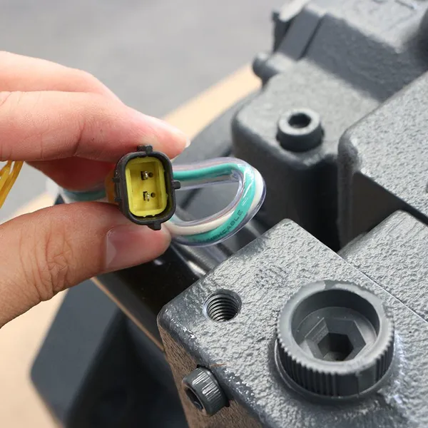 Genuine R450LC-7A Main Hydraulic Pump K5V200DTH for Excavators OEM Replacement Part 31NB-10022 photo-6