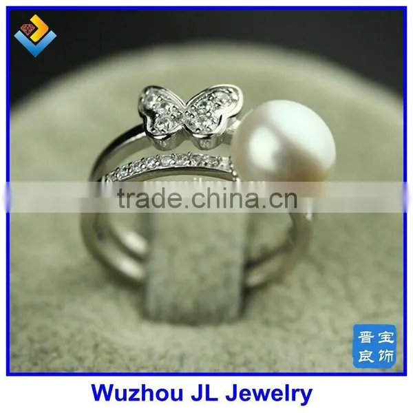 Cubic Zirconia Stone Butterfly And Natural Pearl Gemstone Fashion Silver Ring photo-2